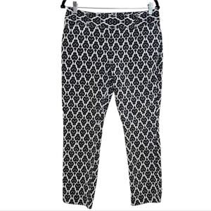 White House Black Market Black And White Printed Ankle Pants Size 6